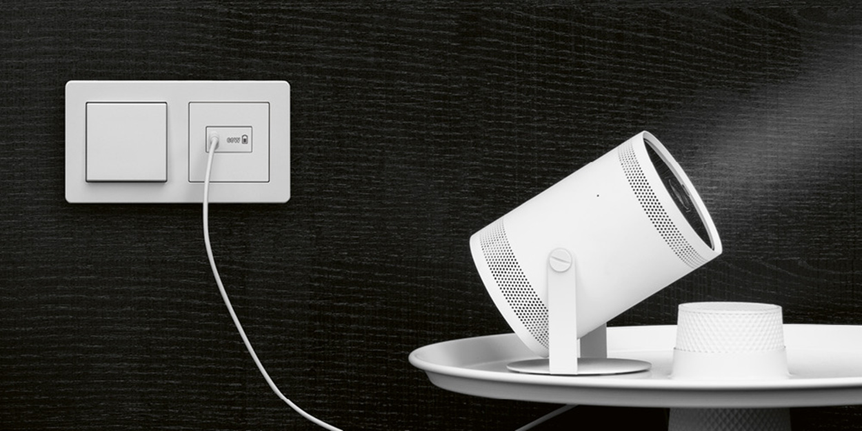 Ladegerät USB PD 60 bei Lim Prüftechnik GmbH in Griesheim